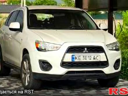 Мицубиси Outlander Sport 2015 в Днепре (Днепропетровске) на Automoto.ua Белый Мицубиси Outlander Sport, объемом двигателя 20 л и пробегом 160 тыс. км за 10500 $, фото 1 на Automoto.ua