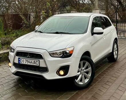 Белый Мицубиси Outlander Sport, объемом двигателя 2 л и пробегом 170 тыс. км за 10999 $, фото 1 на Automoto.ua