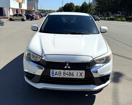 Белый Мицубиси Outlander Sport, объемом двигателя 2 л и пробегом 110 тыс. км за 12600 $, фото 1 на Automoto.ua