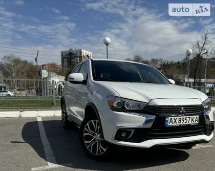 Білий Міцубісі Outlander Sport, об'ємом двигуна 2.4 л та пробігом 41 тис. км за 15500 $, фото 1 на Automoto.ua