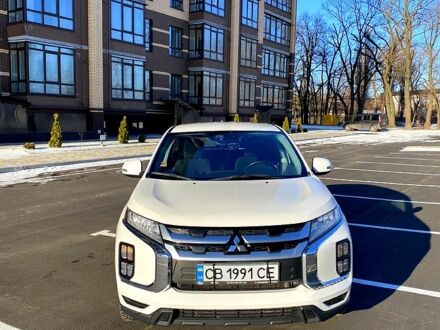 Мицубиси Outlander Sport 2019 в Чернигове на Automoto.ua Белый Мицубиси Outlander Sport, объемом двигателя 2 л и пробегом 130 тыс. км за 16100 $, фото 1 на Automoto.ua