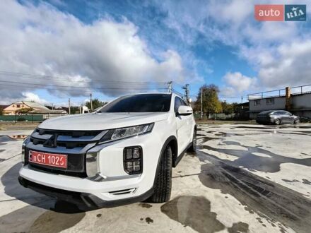 Белый Мицубиси Outlander Sport, объемом двигателя 2 л и пробегом 89 тыс. км за 17900 $, фото 1 на Automoto.ua
