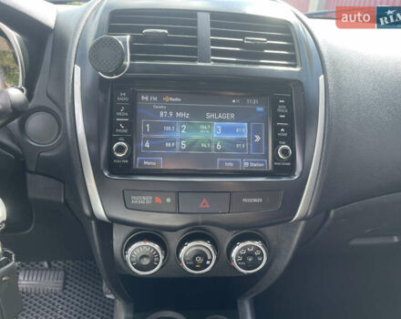 Черный Мицубиси Outlander Sport, объемом двигателя 2 л и пробегом 205 тыс. км за 10750 $, фото 15 на Automoto.ua