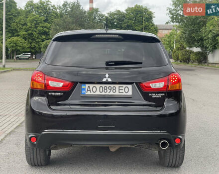 Черный Мицубиси Outlander Sport, объемом двигателя 2 л и пробегом 205 тыс. км за 10750 $, фото 6 на Automoto.ua