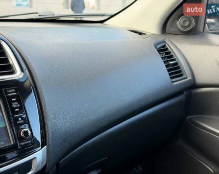Черный Мицубиси Outlander Sport, объемом двигателя 2.4 л и пробегом 230 тыс. км за 14200 $, фото 50 на Automoto.ua