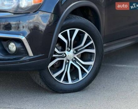 Черный Мицубиси Outlander Sport, объемом двигателя 2.4 л и пробегом 230 тыс. км за 14200 $, фото 6 на Automoto.ua