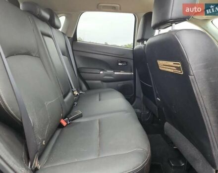Черный Мицубиси Outlander Sport, объемом двигателя 0 л и пробегом 73 тыс. км за 2400 $, фото 9 на Automoto.ua