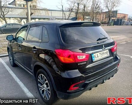 Черный Мицубиси Outlander Sport, объемом двигателя 2 л и пробегом 71 тыс. км за 15000 $, фото 2 на Automoto.ua