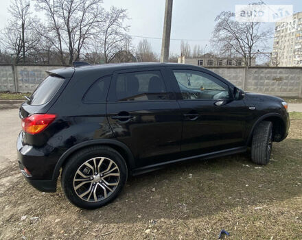 Чорний Міцубісі Outlander Sport, об'ємом двигуна 2 л та пробігом 15 тис. км за 16300 $, фото 6 на Automoto.ua