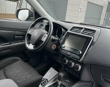 Чорний Міцубісі Outlander Sport, об'ємом двигуна 2.4 л та пробігом 94 тис. км за 16800 $, фото 19 на Automoto.ua