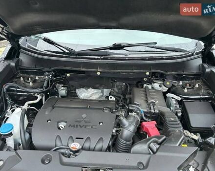 Черный Мицубиси Outlander Sport, объемом двигателя 2 л и пробегом 147 тыс. км за 19200 $, фото 9 на Automoto.ua