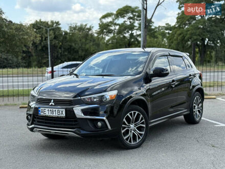 Черный Мицубиси Outlander Sport, объемом двигателя 2 л и пробегом 90 тыс. км за 12900 $, фото 1 на Automoto.ua