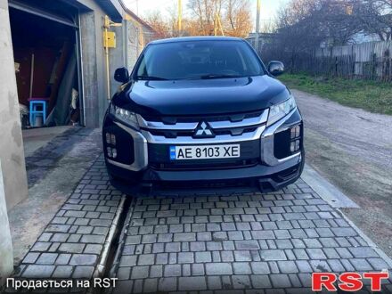 Мицубиси Outlander Sport 2020 в Днепре (Днепропетровске) на Automoto.ua Черный Мицубиси Outlander Sport, объемом двигателя 2 л и пробегом 65 тыс. км за 17500 $, фото 1 на Automoto.ua