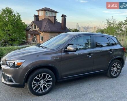 Мицубиси Outlander Sport 2019 в Киеве на Automoto.ua Коричневый Мицубиси Outlander Sport, объемом двигателя 2 л и пробегом 101 тыс. км за 14200 $, фото 5 на Automoto.ua