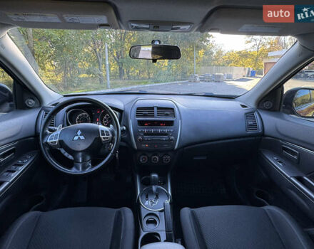 Міцубісі Outlander Sport 2013 у Одесі на Automoto.ua Червоний Міцубісі Outlander Sport, об'ємом двигуна 2 л та пробігом 104 тис. км за 10600 $, фото 21 на Automoto.ua