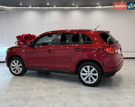 Красный Мицубиси Outlander Sport, объемом двигателя 2 л и пробегом 99 тыс. км за 11999 $, фото 2 на Automoto.ua