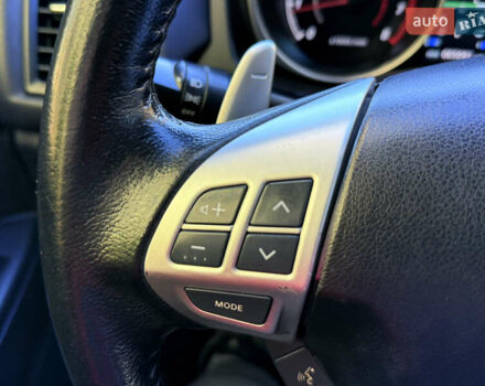 Красный Мицубиси Outlander Sport, объемом двигателя 2 л и пробегом 99 тыс. км за 11999 $, фото 42 на Automoto.ua