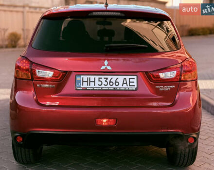 Красный Мицубиси Outlander Sport, объемом двигателя 2 л и пробегом 99 тыс. км за 11999 $, фото 5 на Automoto.ua