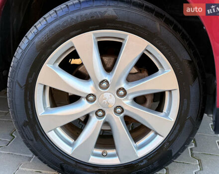Красный Мицубиси Outlander Sport, объемом двигателя 2 л и пробегом 99 тыс. км за 11999 $, фото 10 на Automoto.ua