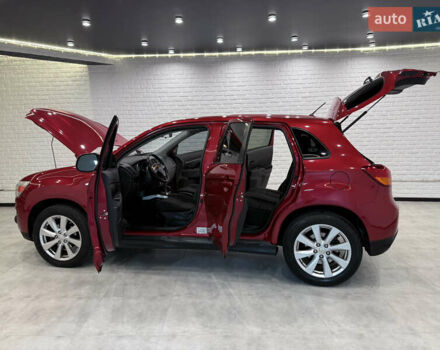 Красный Мицубиси Outlander Sport, объемом двигателя 2 л и пробегом 99 тыс. км за 11999 $, фото 30 на Automoto.ua