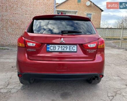 Красный Мицубиси Outlander Sport, объемом двигателя 2 л и пробегом 140 тыс. км за 12300 $, фото 3 на Automoto.ua