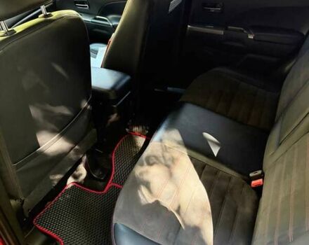 Червоний Міцубісі Outlander Sport, об'ємом двигуна 2.4 л та пробігом 177 тис. км за 17000 $, фото 10 на Automoto.ua