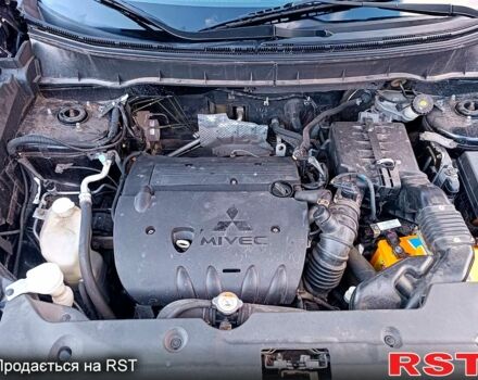 Мицубиси Outlander Sport, объемом двигателя 2 л и пробегом 228 тыс. км за 10800 $, фото 3 на Automoto.ua