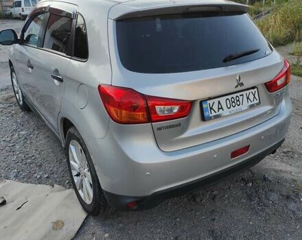 Серый Мицубиси Outlander Sport, объемом двигателя 2 л и пробегом 189 тыс. км за 11200 $, фото 5 на Automoto.ua