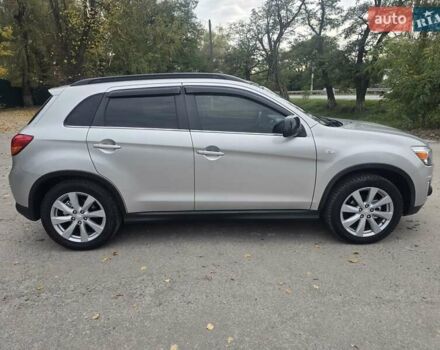 Серый Мицубиси Outlander Sport, объемом двигателя 2 л и пробегом 248 тыс. км за 9999 $, фото 4 на Automoto.ua