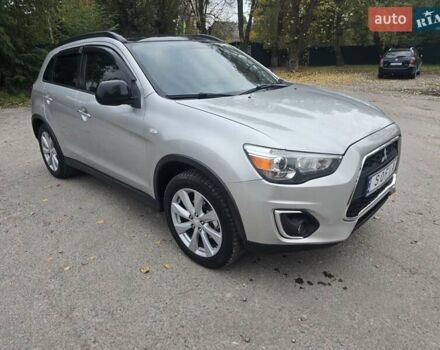 Серый Мицубиси Outlander Sport, объемом двигателя 2 л и пробегом 248 тыс. км за 9999 $, фото 6 на Automoto.ua