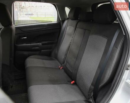 Сірий Міцубісі Outlander Sport, об'ємом двигуна 2 л та пробігом 223 тис. км за 9800 $, фото 7 на Automoto.ua