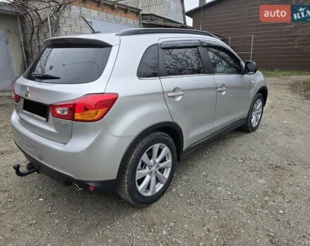 Серый Мицубиси Outlander Sport, объемом двигателя 2 л и пробегом 248 тыс. км за 9999 $, фото 16 на Automoto.ua