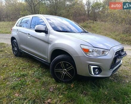 Серый Мицубиси Outlander Sport, объемом двигателя 2 л и пробегом 145 тыс. км за 11200 $, фото 9 на Automoto.ua