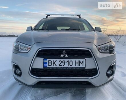 Серый Мицубиси Outlander Sport, объемом двигателя 2 л и пробегом 75 тыс. км за 12400 $, фото 10 на Automoto.ua