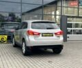 Серый Мицубиси Outlander Sport, объемом двигателя 2 л и пробегом 228 тыс. км за 11000 $, фото 4 на Automoto.ua
