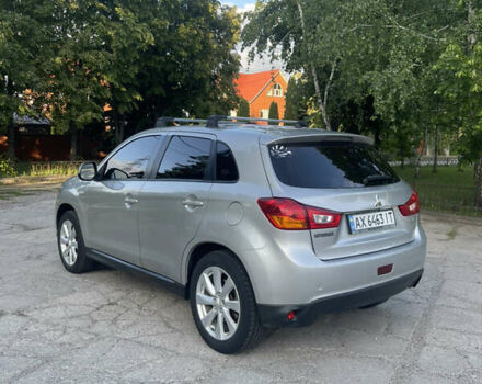 Серый Мицубиси Outlander Sport, объемом двигателя 2 л и пробегом 199 тыс. км за 10000 $, фото 21 на Automoto.ua