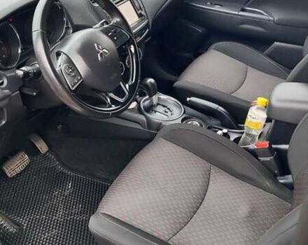 Сірий Міцубісі Outlander Sport, об'ємом двигуна 2.36 л та пробігом 136 тис. км за 13999 $, фото 16 на Automoto.ua