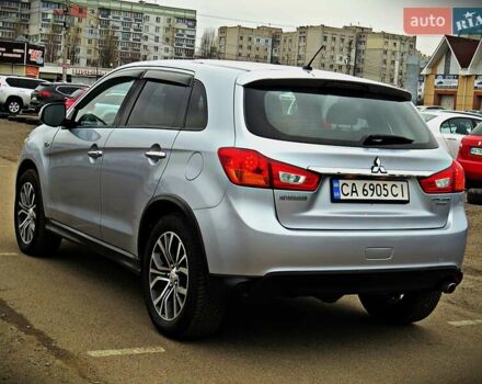 Серый Мицубиси Outlander Sport, объемом двигателя 2 л и пробегом 120 тыс. км за 11700 $, фото 3 на Automoto.ua