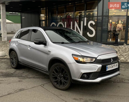 Сірий Міцубісі Outlander Sport, об'ємом двигуна 2.4 л та пробігом 185 тис. км за 12350 $, фото 5 на Automoto.ua