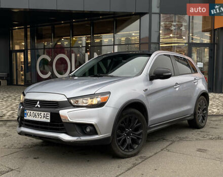 Сірий Міцубісі Outlander Sport, об'ємом двигуна 2.4 л та пробігом 185 тис. км за 12350 $, фото 2 на Automoto.ua