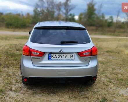 Сірий Міцубісі Outlander Sport, об'ємом двигуна 2.36 л та пробігом 136 тис. км за 13999 $, фото 3 на Automoto.ua