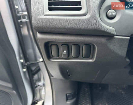 Серый Мицубиси Outlander Sport, объемом двигателя 2 л и пробегом 172 тыс. км за 12700 $, фото 17 на Automoto.ua