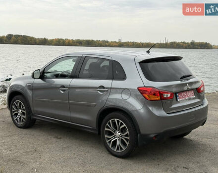 Мицубиси Outlander Sport 2016 в Днепре (Днепропетровске) на Automoto.ua Серый Мицубиси Outlander Sport, объемом двигателя 0 л и пробегом 156 тыс. км за 11700 $, фото 6 на Automoto.ua