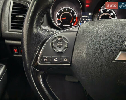 Серый Мицубиси Outlander Sport, объемом двигателя 2 л и пробегом 105 тыс. км за 12900 $, фото 10 на Automoto.ua
