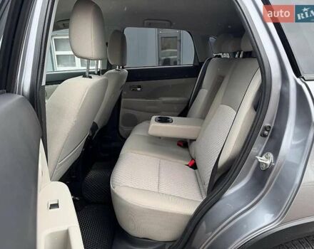 Серый Мицубиси Outlander Sport, объемом двигателя 2 л и пробегом 92 тыс. км за 12400 $, фото 9 на Automoto.ua