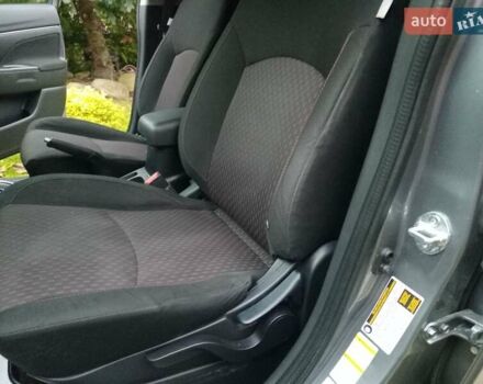 Серый Мицубиси Outlander Sport, объемом двигателя 2 л и пробегом 177 тыс. км за 8950 $, фото 5 на Automoto.ua