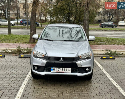 Серый Мицубиси Outlander Sport, объемом двигателя 2 л и пробегом 172 тыс. км за 12700 $, фото 2 на Automoto.ua