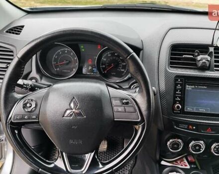 Сірий Міцубісі Outlander Sport, об'ємом двигуна 2.36 л та пробігом 136 тис. км за 13999 $, фото 19 на Automoto.ua