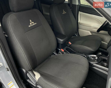 Сірий Міцубісі Outlander Sport, об'ємом двигуна 2.4 л та пробігом 185 тис. км за 12350 $, фото 21 на Automoto.ua