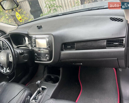 Сірий Міцубісі Outlander Sport, об'ємом двигуна 2.4 л та пробігом 128 тис. км за 12000 $, фото 5 на Automoto.ua